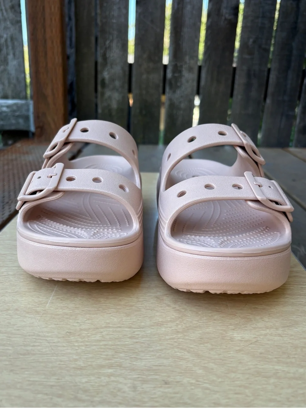 Crocs Wm’s Saturday Platform Sandals in Earthy Pink(Quartz) Sz 8